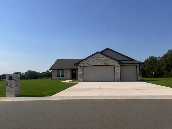813 W Songbird St, Andover, KS 67002