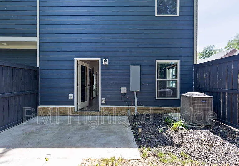 6084 Ivory Ln — Photo 25