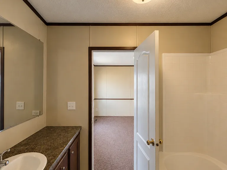 141 Laurel Leah #141B — Photo 10