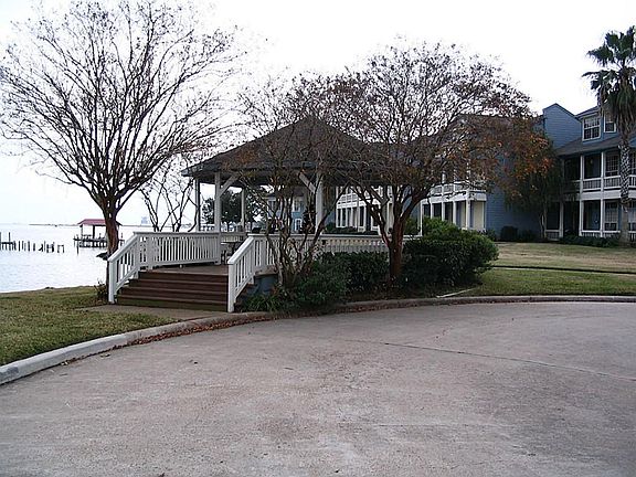 3rd image of 2601 Old Highway 146 APT 26