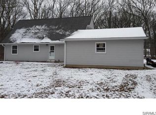 21808 Southwoods Ln, Pocahontas, IL 62275