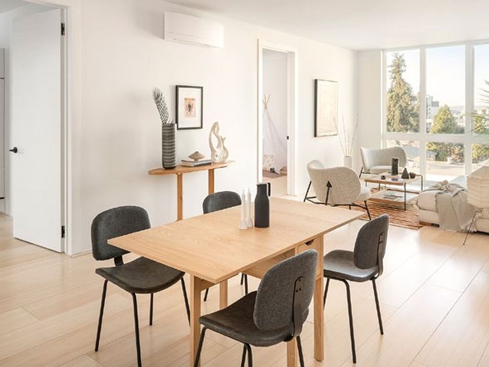 1st image of 3400 Piedmont Ave #202