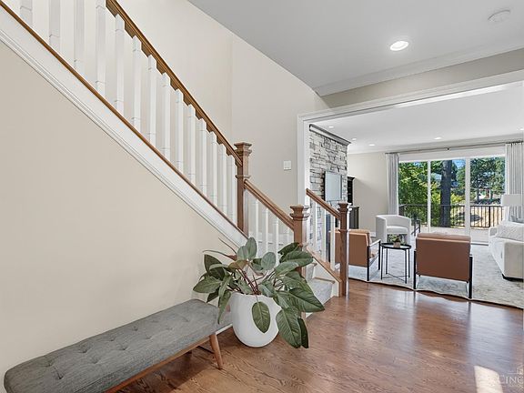 5th image of 3633 Stettinius Ave