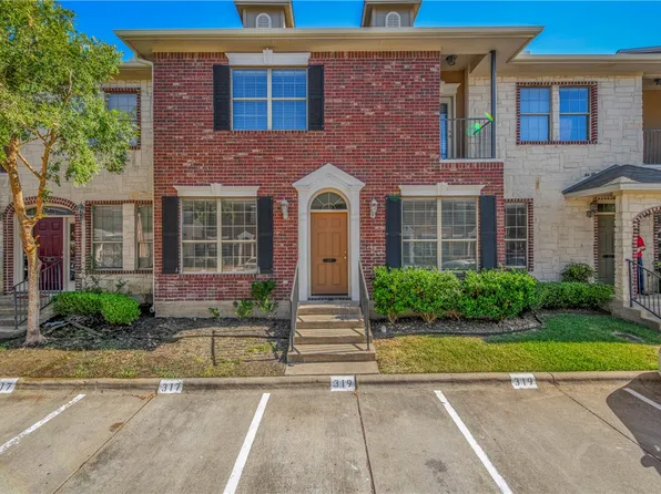 319 Forest Dr, College Station, TX 77840