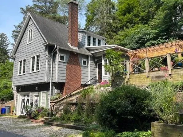 138 E Wayne Ave, Easton, PA 18042