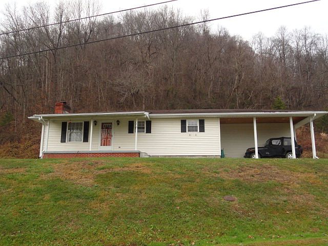 1st image of 15 Sunshine Ln