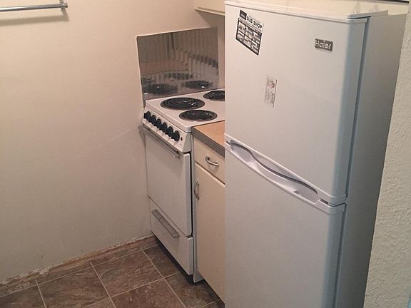3rd image of 309 N Tacoma Ave APT 12