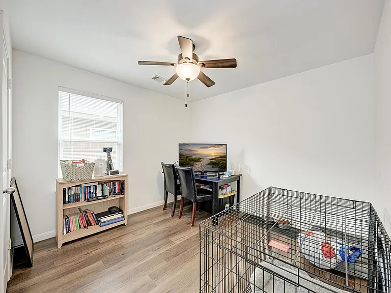 132 Maywood Ln — Photo 27