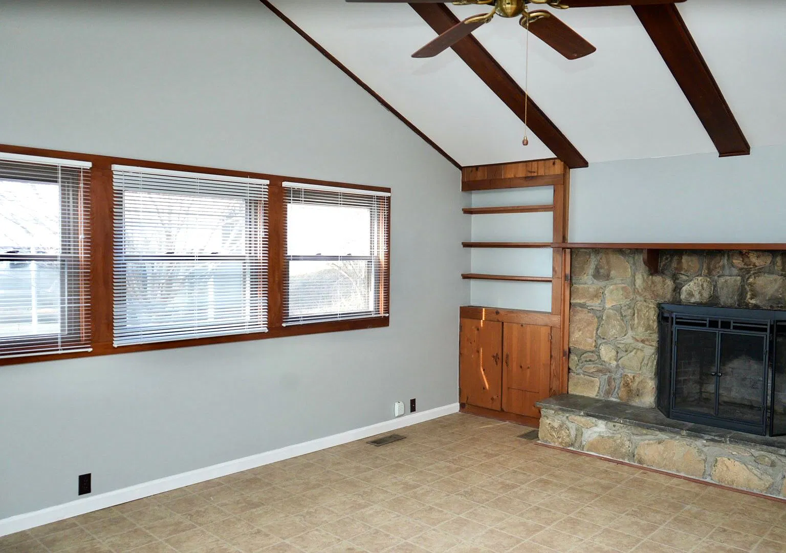 104 Windward Farm Rd — Photo 2