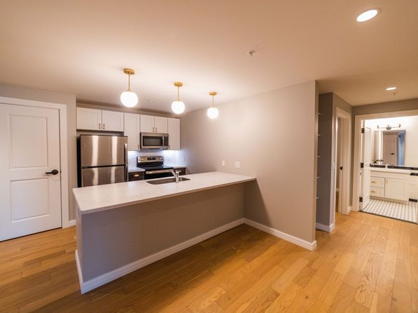 32 N Park Row #228