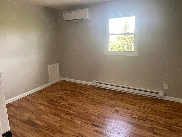 6453 McGlothlin Ln — Photo 15
