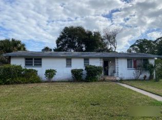 935 Sycamore St, Daytona Beach, FL 32114