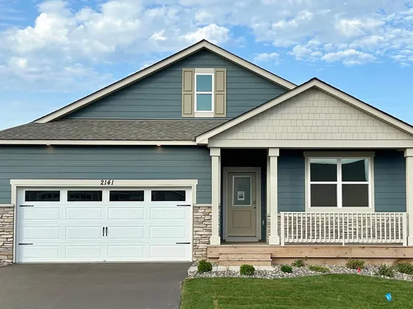 2141 Bluff Heights Dr, Shakopee, MN 55379