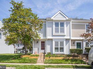 85 Sudbury Sq, Sterling, VA 20164