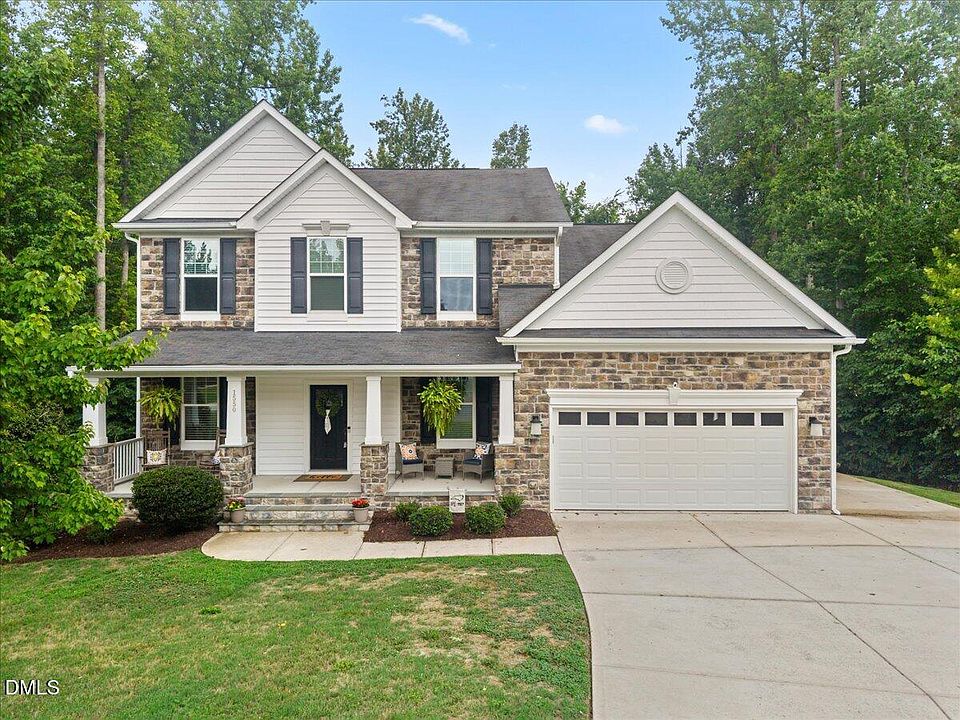1st image of 1550 Village Grove Ct