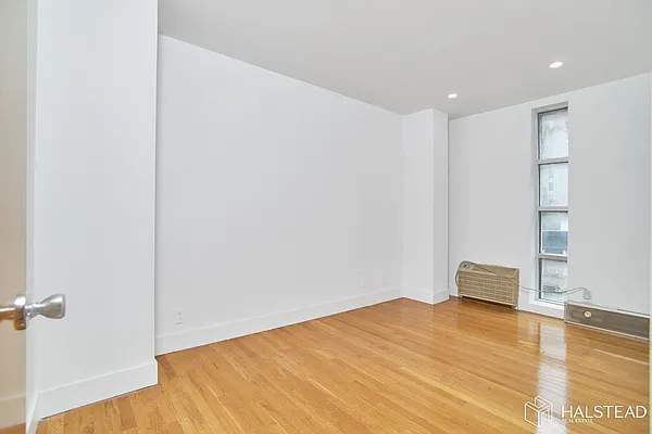 Rented by Halstead Real Estate | media 13