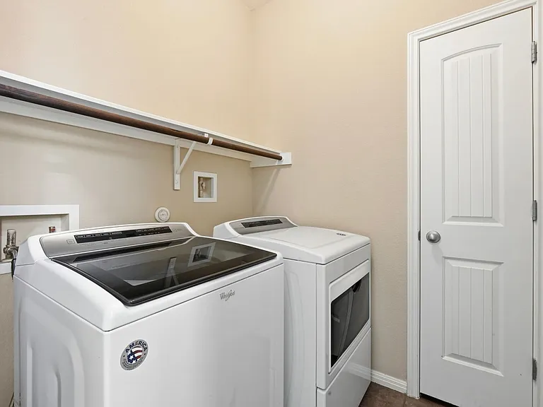 1308 Central Park Ct — Photo 22