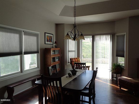 5th image of 100 Cobblestone Blvd