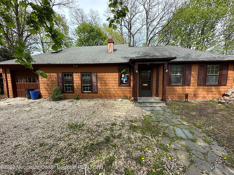 1st image of 573 Monmouth Pl