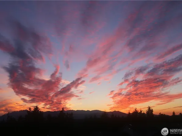 11591 Foothills Place NW, Silverdale, WA 98383