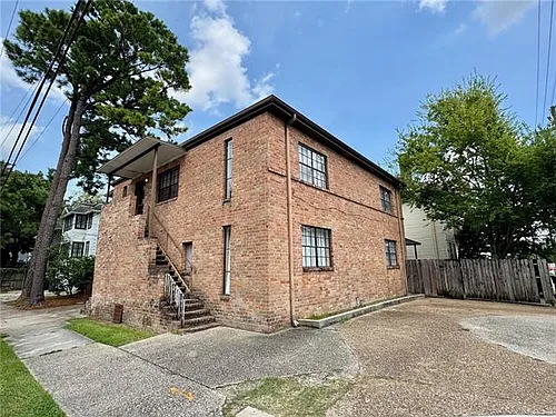 1003 Pine St Photo 1