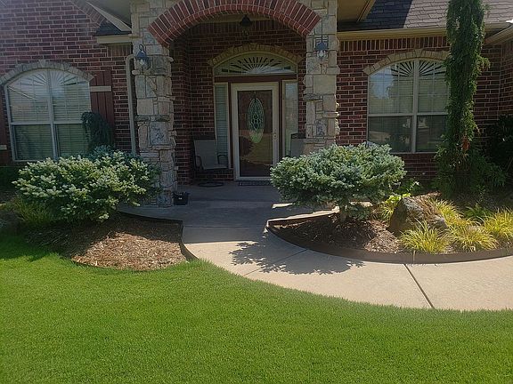3rd image of 5400 SE 155th St