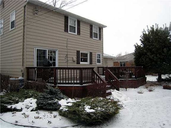 2nd image of 43 Sunbriar Dr