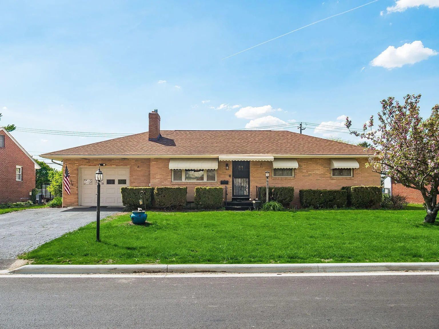 933 Salisbury Rd photo 1