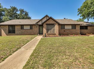 800 W Decatur St, Broken Arrow, OK 74011