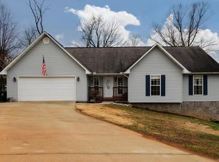 1311 Esquire Dr, Maryville, TN 37801
