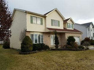 1895 President St, Glendale Heights, IL 60139