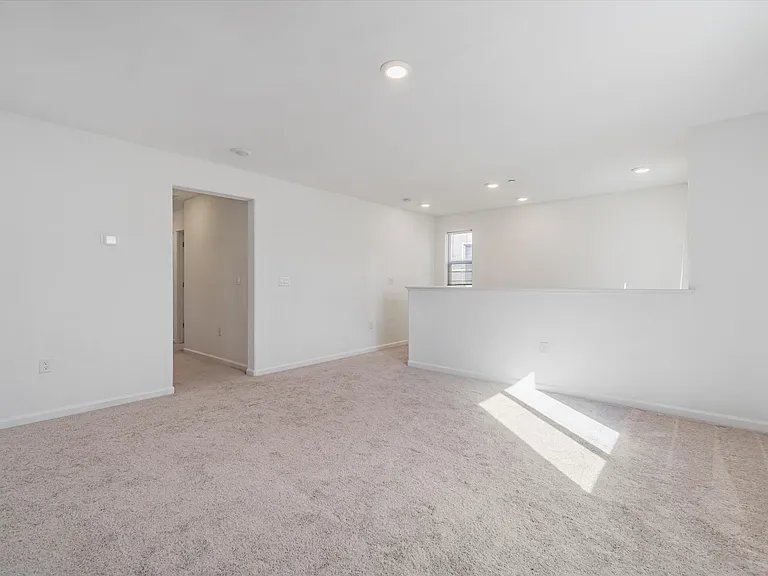 5319 Hames Valley Ln — Photo 34