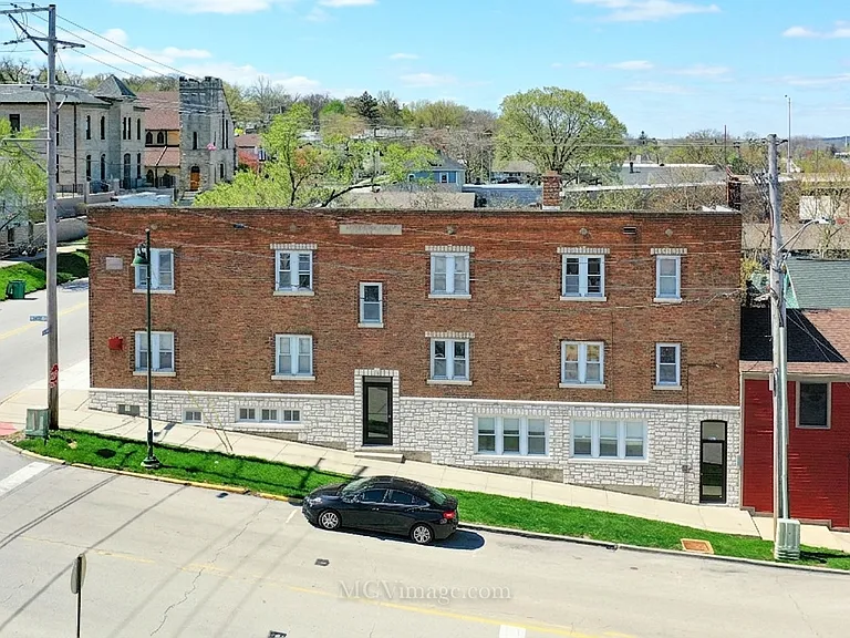 226 Lemont St #2 — Photo 2