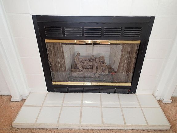 4th image of 4215 S Lyle Ct