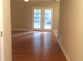 1104 Hickory Hill Dr, Gautier, MS 39553