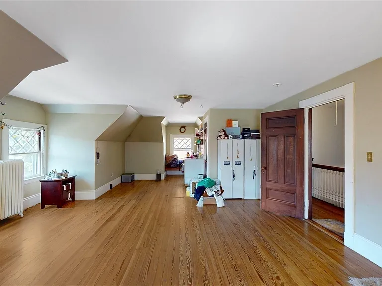 104 Englewood Ave — Photo 22