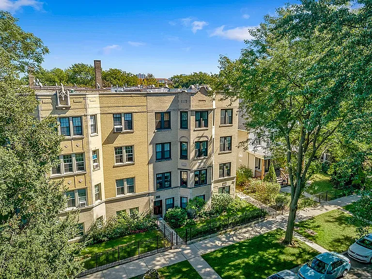 4863-67 N. Hermitage — Photo 1