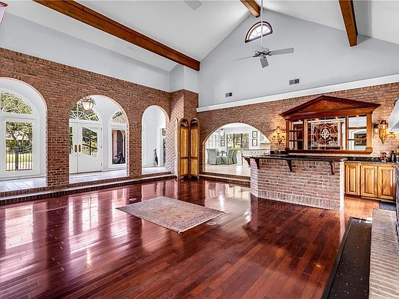 4th image of 13613 Paraiso Rd