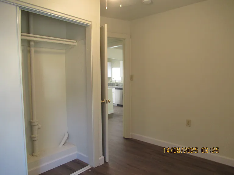 5125 Meyers St — Photo 12