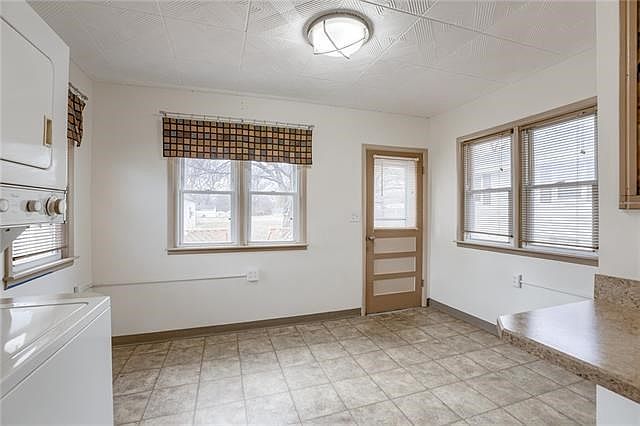 1st image of 1106 S Ann St