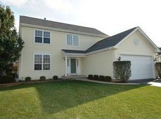 5704 Breezeland Rd, Carpentersville, IL 60110
