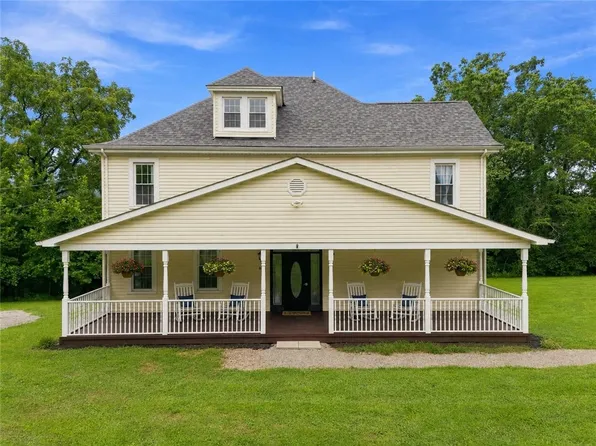 866 Crucible Rd, Crucible, PA 15325