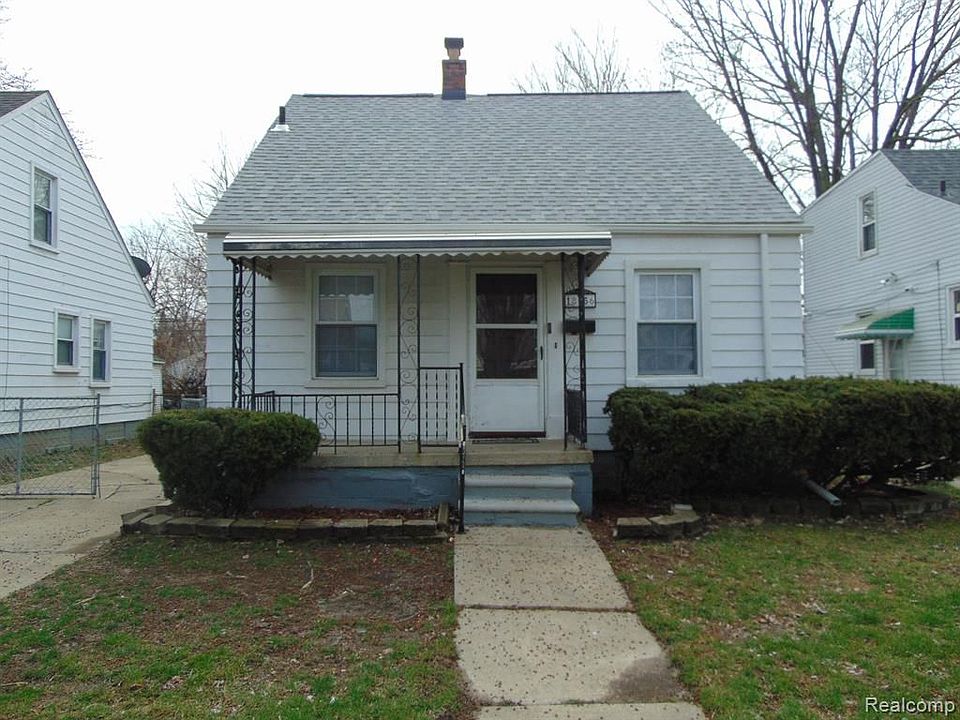 1st image of 18556 Elkhart St