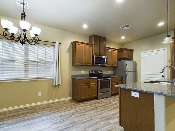5th image of 517 Winding Way
