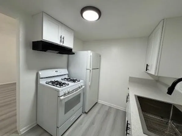 7029 Orange Ave, Long Beach, CA