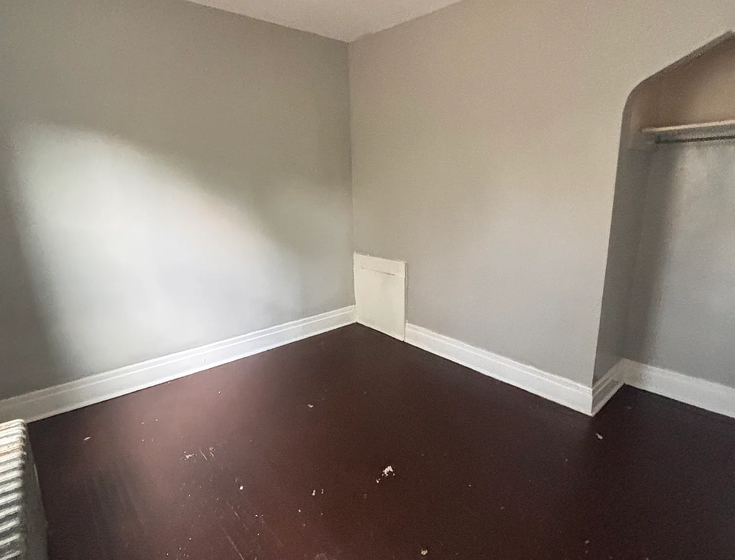 2 bed, 900 sqft, $950 — Photo 2