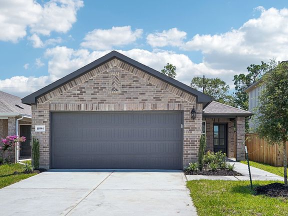 The Carlsbad floorplan in Mavera of Conroe, TX.