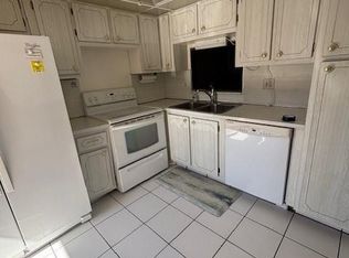 218 NE 12th Ave APT 104, Hallandale Beach, FL 33009