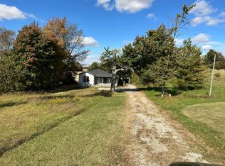 270 Saint Anthony Rd, Utica, KY 42376