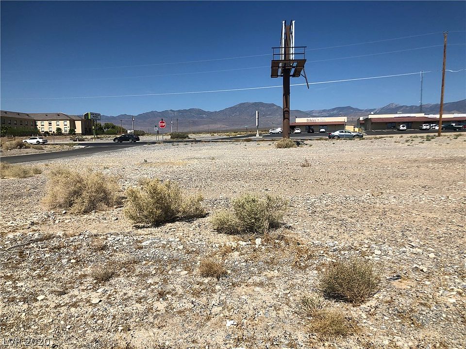 2nd image of 1801 E Dunes Dr